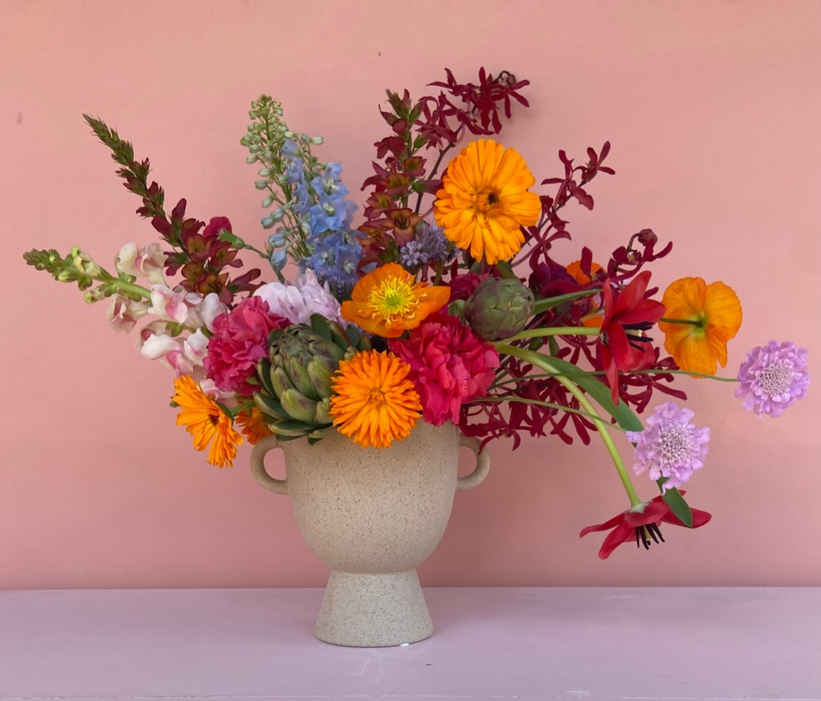 Unstructured vase arrangement